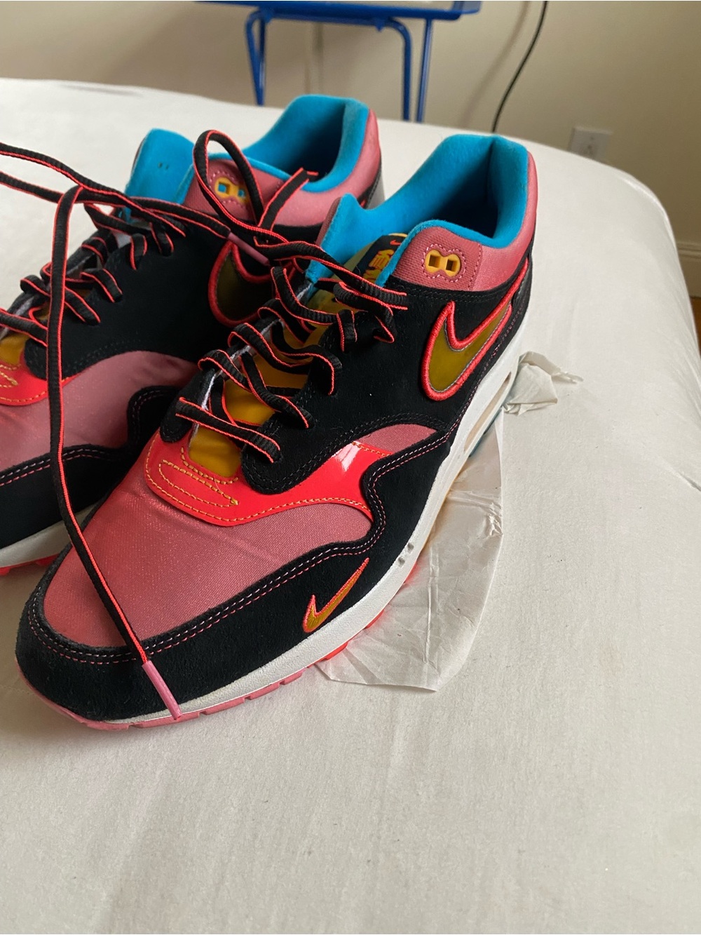 Nike air max 1 SE Multicolor Pink Black Blue Accent Sneakers